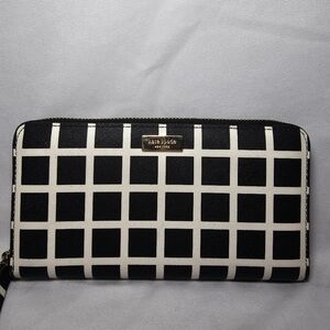 Kate Spade Lacey Shore Street Zip Around Wallet